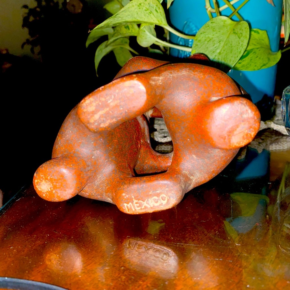 Vintage Mexico Red Clay “Ancient Dancing Colima Dogs” - Picture 8 of 11